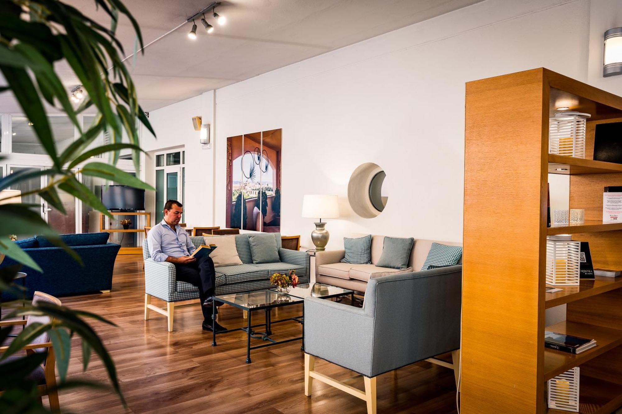 Hesperia Cordoba Hotel Kültér fotó