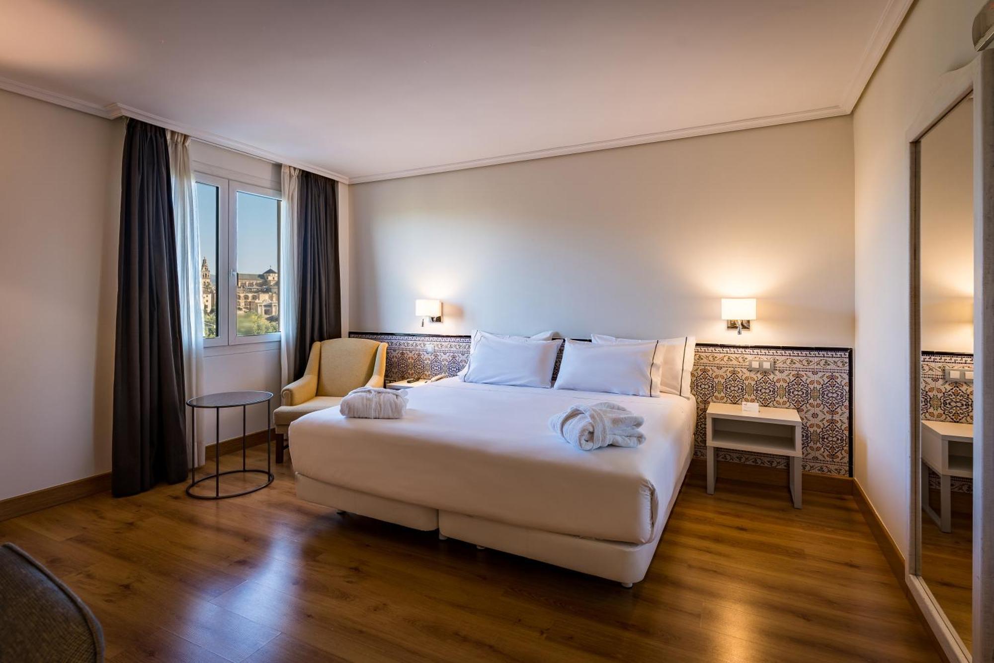 Hesperia Cordoba Hotel Kültér fotó