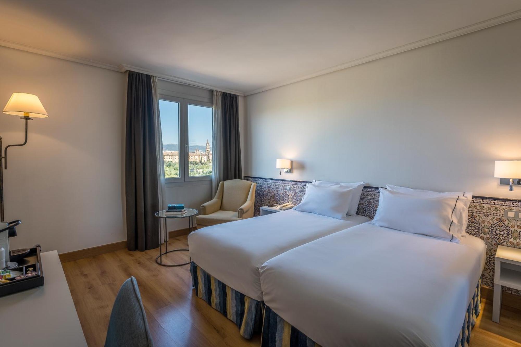 Hesperia Cordoba Hotel Kültér fotó