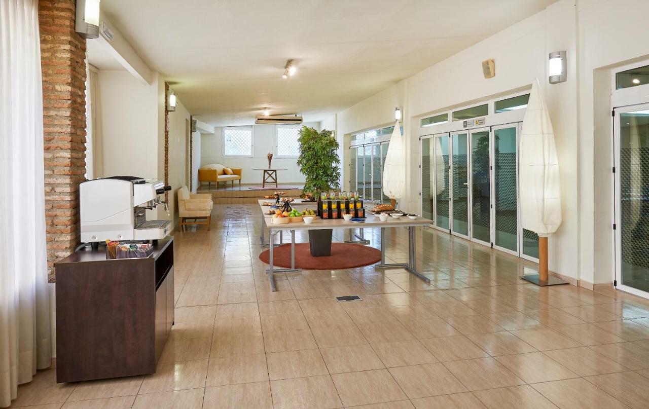 Hesperia Cordoba Hotel Kültér fotó